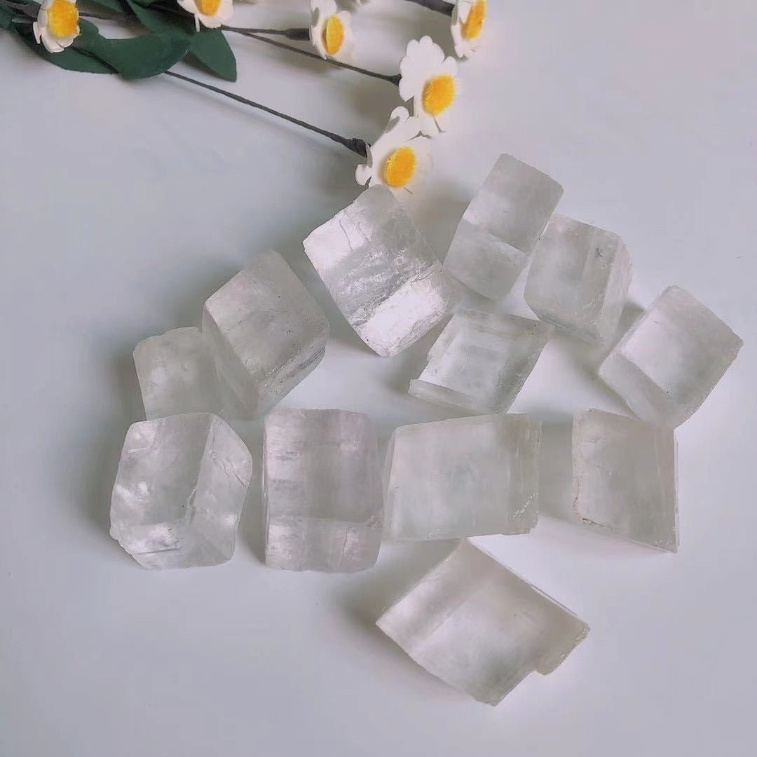 Raw Calcite crystal for oil diffusion, for energy cleansing and mental clarity