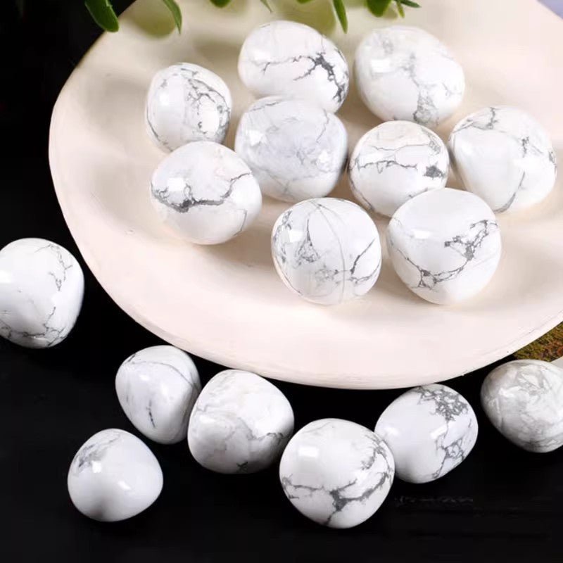 White Howlite tumble stone for calm and awareness