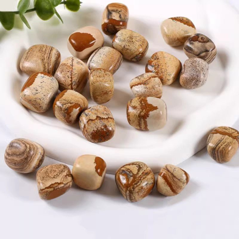 Picture Stone tumble with natural landscape patterns for imagination