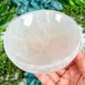 Use this pure white Selenite bowl as a sacred tool for Reiki healing layouts and creating a purified meditation grid.